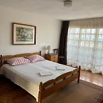 Obzor, Orkinos Daire