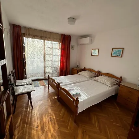 아파트 Obzor, Orkinos 오브조르