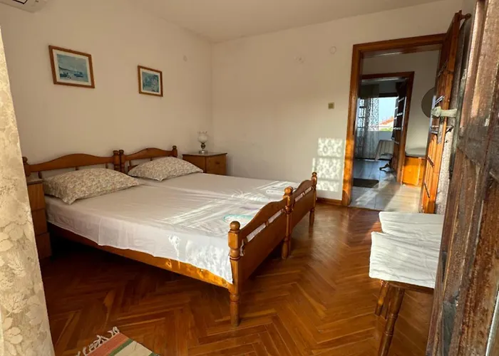 Obzor, Orkinos Apartman *
